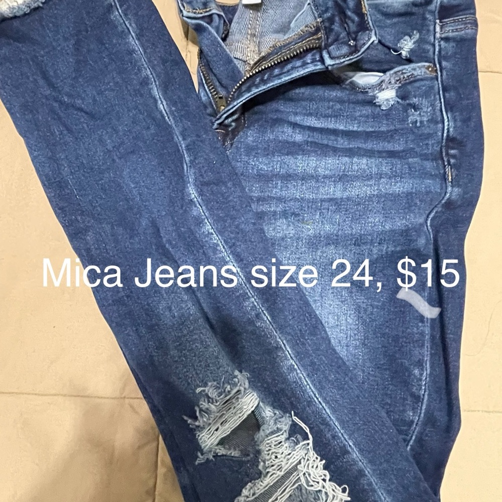 Mica Jeans Women's Straight Leg Jeans - Blue